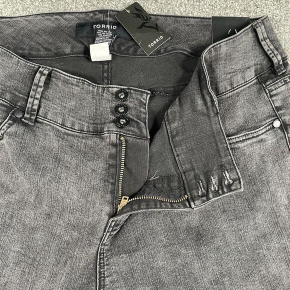 Torrid Jegging Women's Skinny Fit Black Denim Distressed Stretch Size 22 R New - Picture 4 of 10